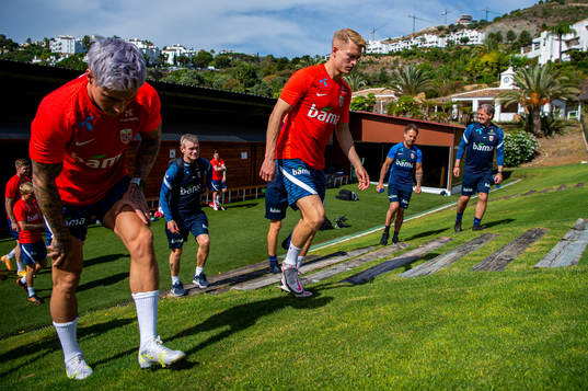 Mathias Normann and Andreas Hanche-Olsen of the Norwegian