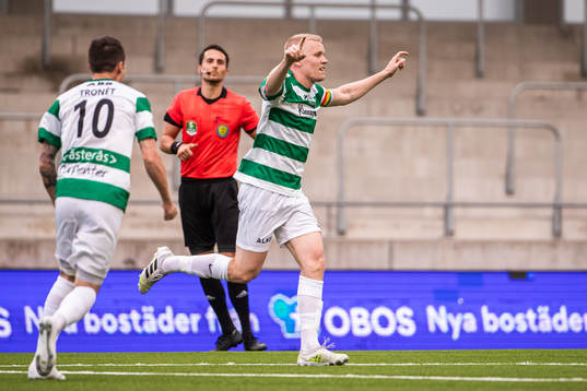 Västerås Simon Johansson jublar