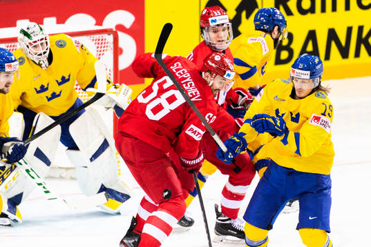 Anton Slepyshev of Russia and Marcus Sörensen of Sweden