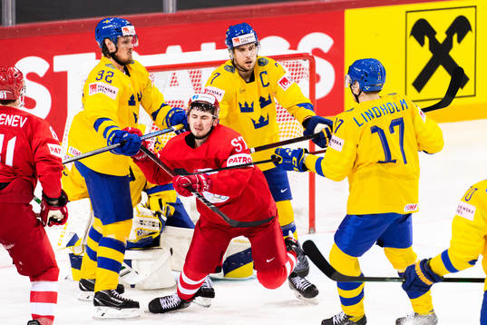 Jesper Sellgren of Sweden and Artyom Shvets-Rogovoi of