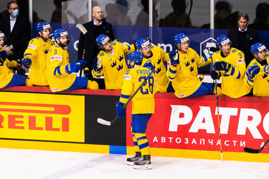 Jesper Frödén of Sweden celebrate