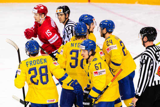 Jesper Frödén celebrate with Rickard Rakell of Sweden and