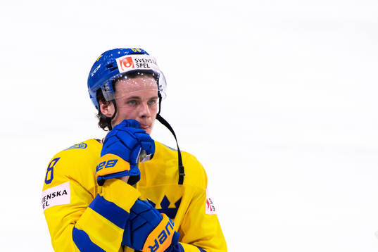 Victor Olofsson of Sweden looks dejected