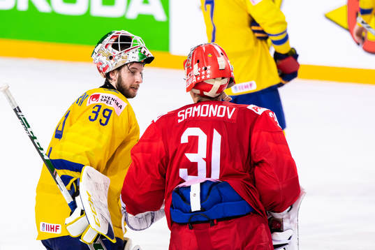 Goalkeeper Adam Reideborn and goalkeeper Alexander Samonov