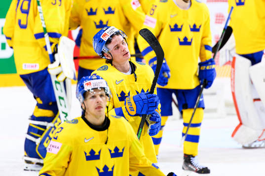 Victor Olofsson of Sweden looks dejected