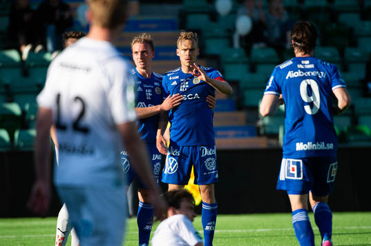 Sundsvalls Pontus Engblom jublar