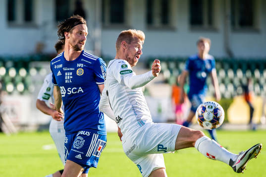 Sundsvalls Pontus Engblom och Jönköpings Sebastian Crona