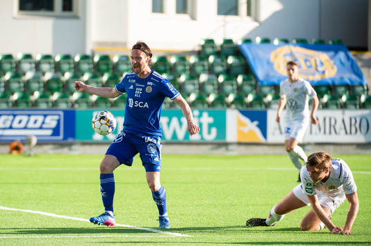 Sundsvalls Linus Hallenius reagerar