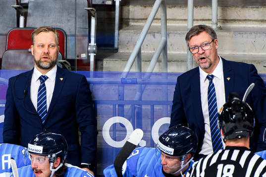 Assistant coach Mikko Manner and Jukka Jalonen, Head coach