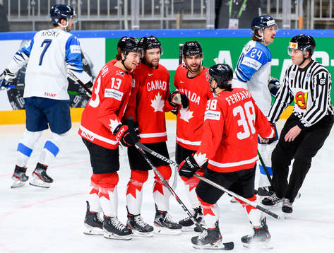 Gabriel Vilardi, Brandon Hagel, Mario Ferraro and Brandon
