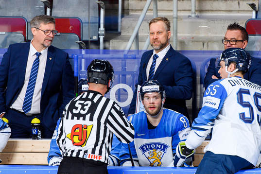 Jukka Jalonen, Head coach and assistant coach Mikko Manner
