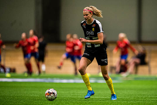 Justine Monique Vanhaevermaet of LSK Kvinner warms up
