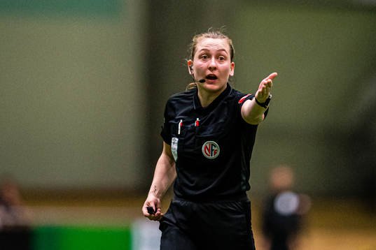 Ingvild Langnes Aarland, referee