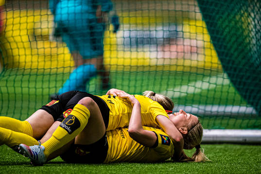Sophie Roman Haug of LSK Kvinner celebrates