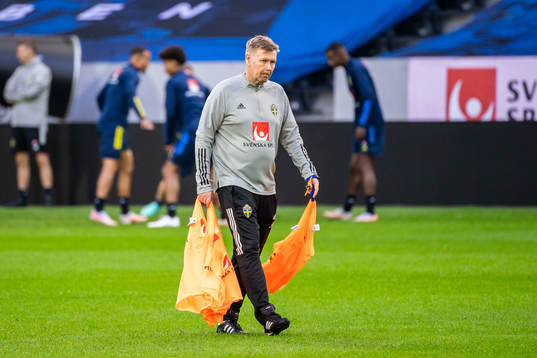 Assistant coach Peter Wettergren of the Swedish national