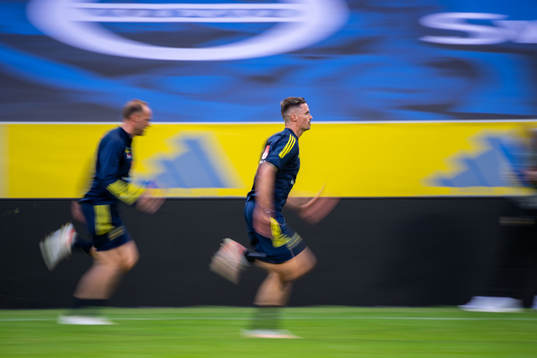 Andreas Granqvist  and Mikael Lustig of the Swedish