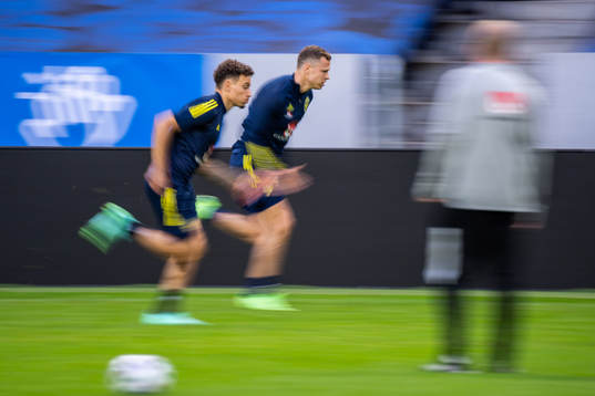 Jordan Larsson and Viktor Claesson of the Swedish national
