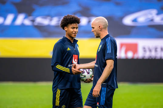 Jens Cajuste and Marcus Danielson of the Swedish national
