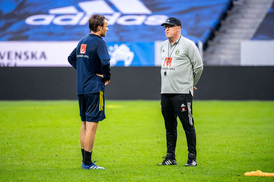 Albin Ekdal and Janne Andersson, head coach of the Swedish
