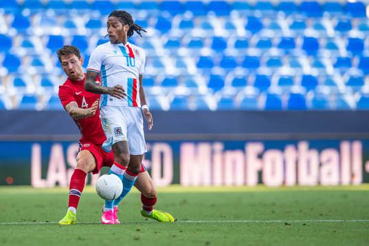 Stefan Strandberg of Norway and Gerson Rodrigues of