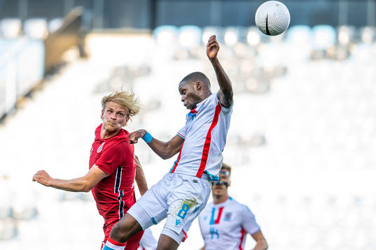 Morten Thorsby of Norway and Christopher Martins Pereira of