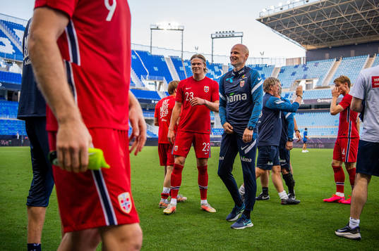 Erling Braut Haaland and Ståle Solbakken, head coach of