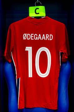 The shirt and captain’s armband of Martin Ødegaard of