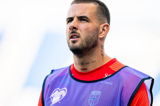 Aron Dønnum of Norway warms up