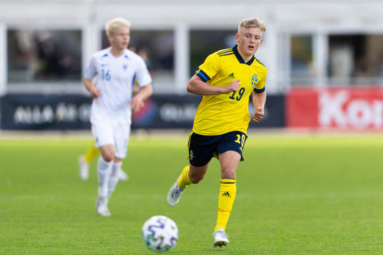 Dennis Collander of Sweden