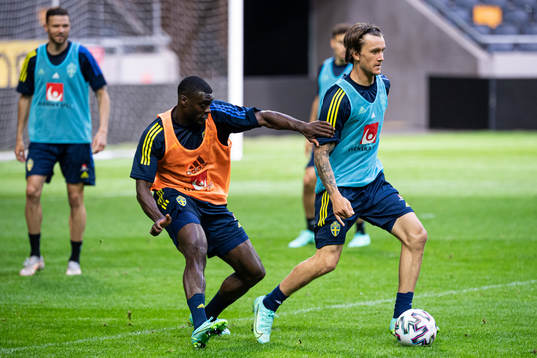 Ken Sema and Kristoffer Olsson of the Swedish national