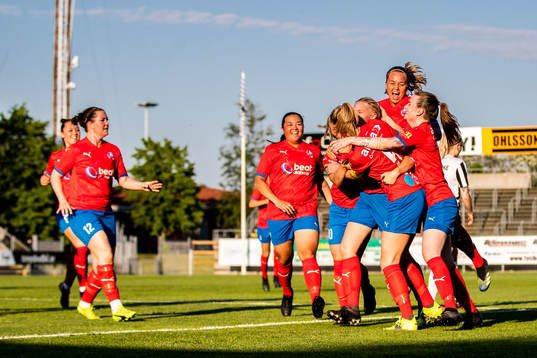 Helsingborsgs Maya Waltersson jublar
