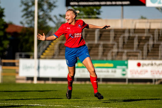 Helsingborsgs Maya Waltersson jublar