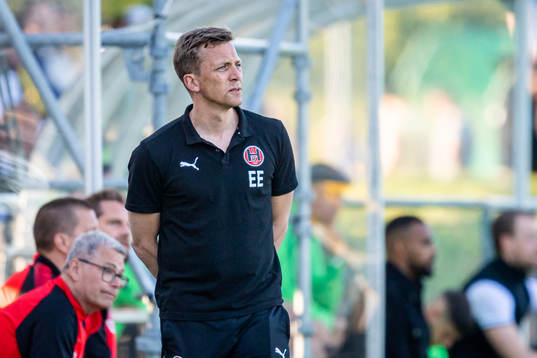 Hittarps tränare Erik Edman