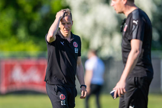Hittarps tränare Erik Edman