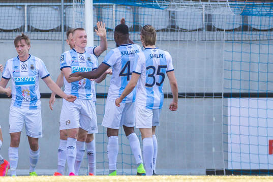 Gefles Isac Lidberg jublar
