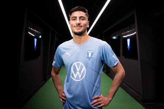 Malmö FF presenterar Peter Gwargis som ny spelare