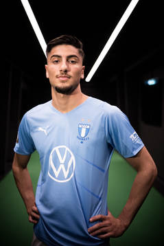 Malmö FF presenterar Peter Gwargis som ny spelare
