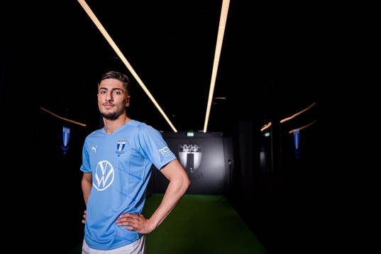 Malmö FF presenterar Peter Gwargis som ny spelare