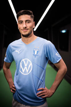 Malmö FF presenterar Peter Gwargis som ny spelare