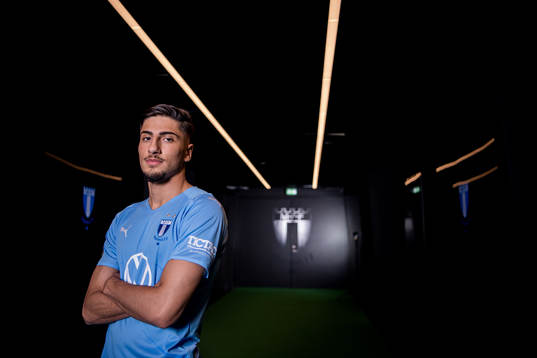 Malmö FF presenterar Peter Gwargis som ny spelare