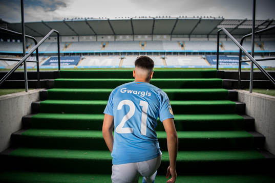Malmö FF presenterar Peter Gwargis som ny spelare