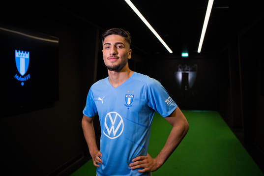 Malmö FF presenterar Peter Gwargis som ny spelare