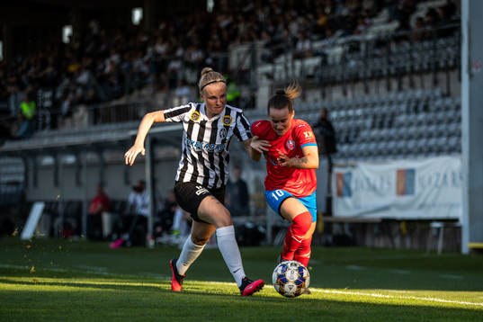 Landskronas Embla Joakimsdotter och Helsingborsgs Sanna