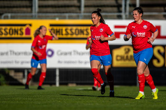 Helsingborgs Isabel Aguilar och Mia Westerblad