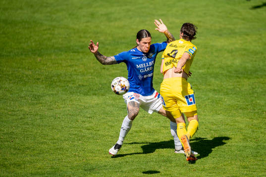 Trelleborgs Isak Jönsson och Sundsvalls Linus Hallenius