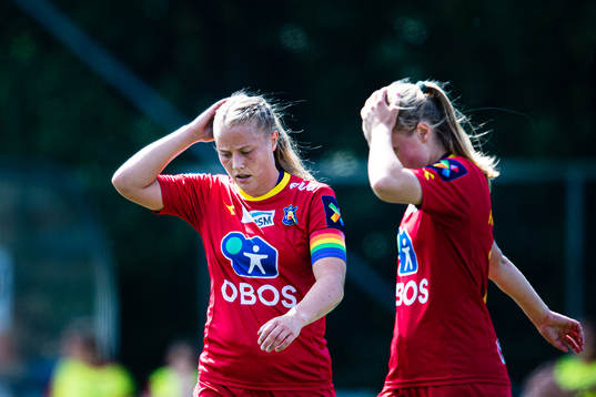 Sarah Alexandra Lilleberg Suphellen of Røa looks dejected