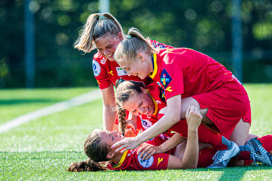 Ragne Hagen Svastuen of Røa celebrates