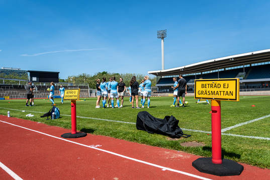 Malmös spelare på gräsmattan