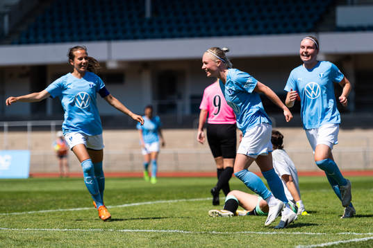 Malmö FFs Melina Skarström jublar
