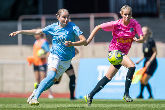 Malmö FFs Rebecka Holm och Lunds Alice Blixt